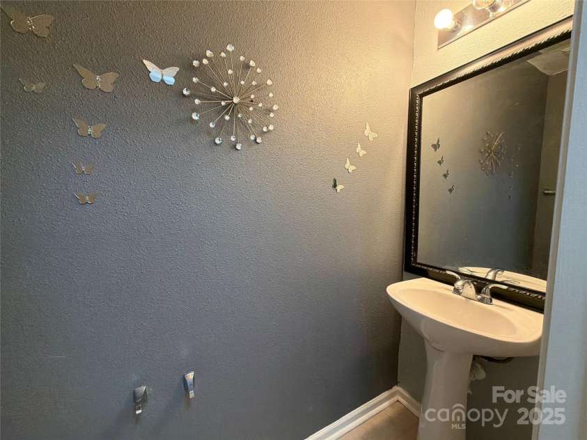 3401 Pikes Peak Drive, Gastonia, NC 28052.  MLS# CAR4331380, YatesRealty ID 1385. 