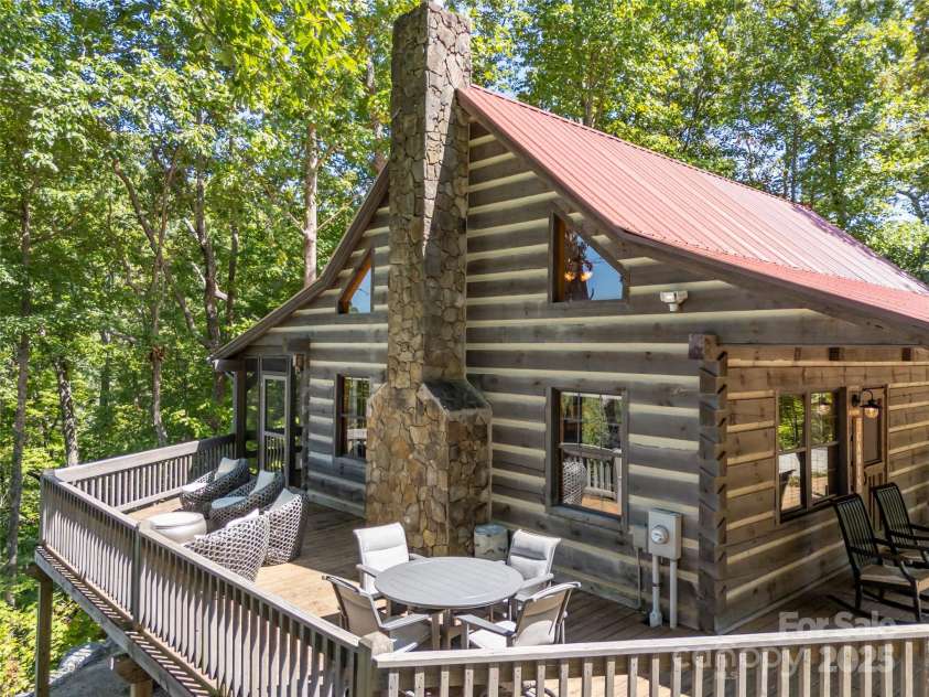 1549 Rixhaven Drive, Saluda, NC 28773.  MLS# CAR4216259, YatesRealty ID 13851. 