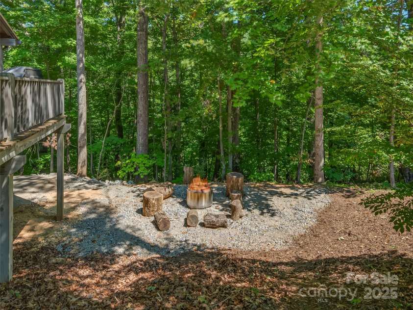 1549 Rixhaven Drive, Saluda, NC 28773.  MLS# CAR4216259, YatesRealty ID 13851. 