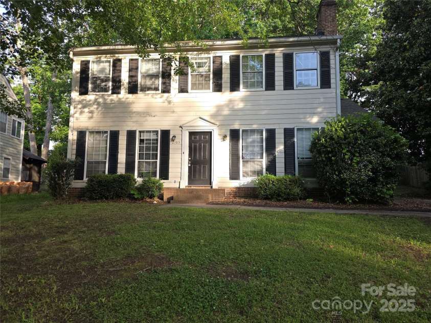 2105 Killarney Place, Charlotte, NC 28262.  MLS# CAR4257878, YatesRealty ID 13852. 