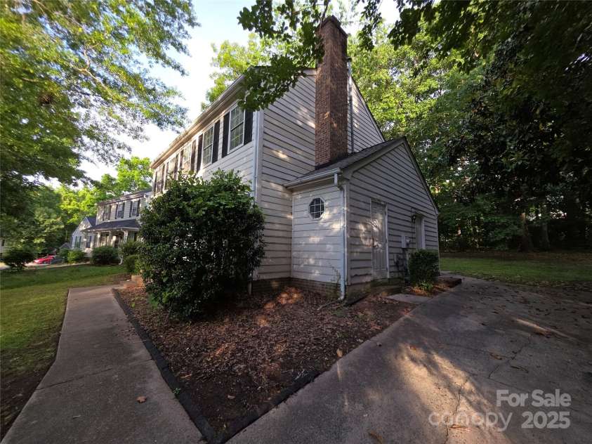 2105 Killarney Place, Charlotte, NC 28262.  MLS# CAR4257878, YatesRealty ID 13852. 