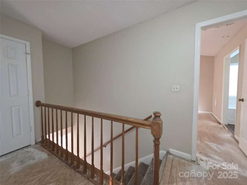 2105 Killarney Place, Charlotte, NC 28262.  MLS# CAR4257878, YatesRealty ID 13852. 