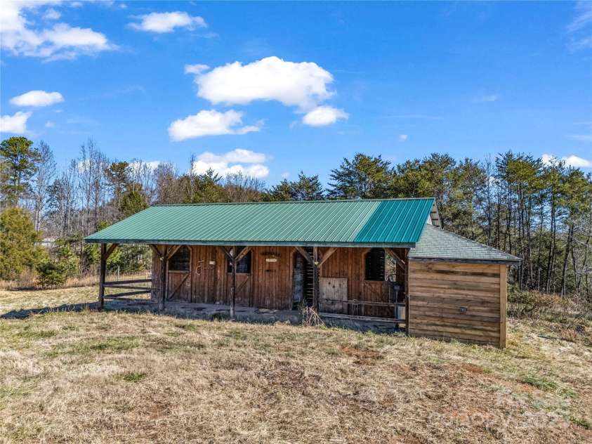 256 Honey Wagon Drive, Rutherfordton, NC 28139.  MLS# CAR4209865, YatesRealty ID 13858. 