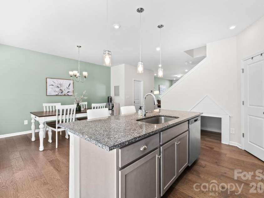 9158 Widden Way, Charlotte, NC 28269.  MLS# CAR4372264, YatesRealty ID 13858. 
