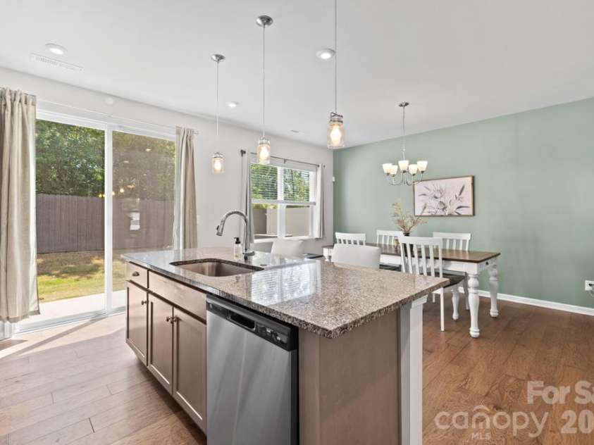 9158 Widden Way, Charlotte, NC 28269.  MLS# CAR4372264, YatesRealty ID 13858. 