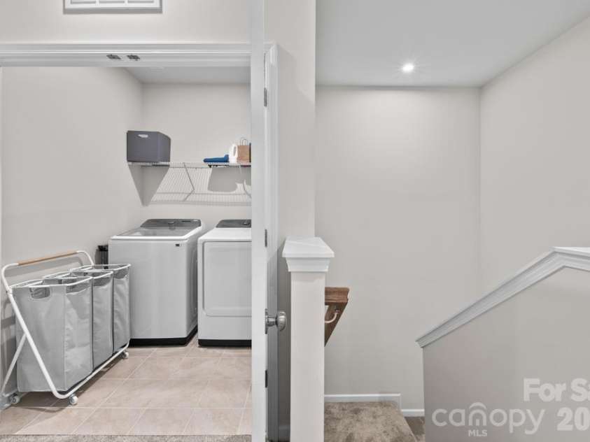 9158 Widden Way, Charlotte, NC 28269.  MLS# CAR4372264, YatesRealty ID 13858. 