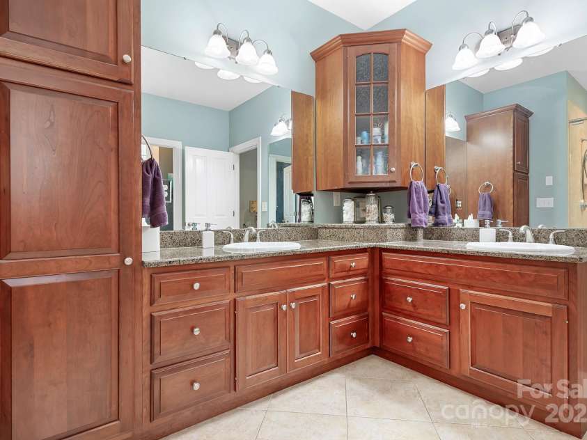 302 McCrary Road, Mooresville, NC 28117.  MLS# CAR4215568, YatesRealty ID 13860. His/hers vanities