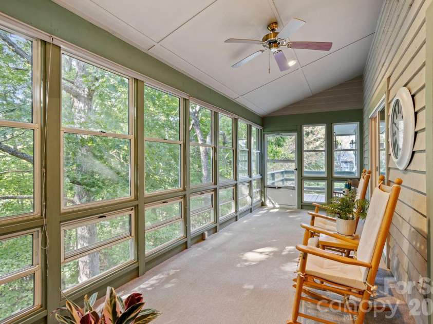128 Forest View Drive, Flat Rock, NC 28731.  MLS# CAR4372565, YatesRealty ID 13861. 