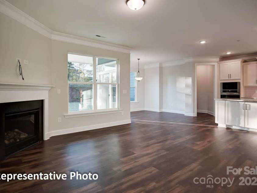 106 Inneswood Lane, Mooresville, NC 28115.  MLS# CAR4256047, YatesRealty ID 13862. 