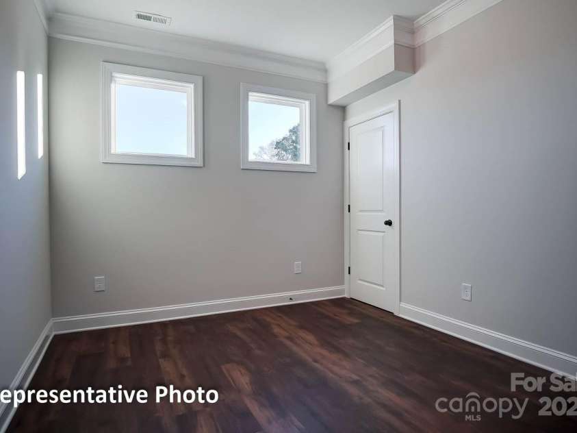 106 Inneswood Lane, Mooresville, NC 28115.  MLS# CAR4256047, YatesRealty ID 13862. 