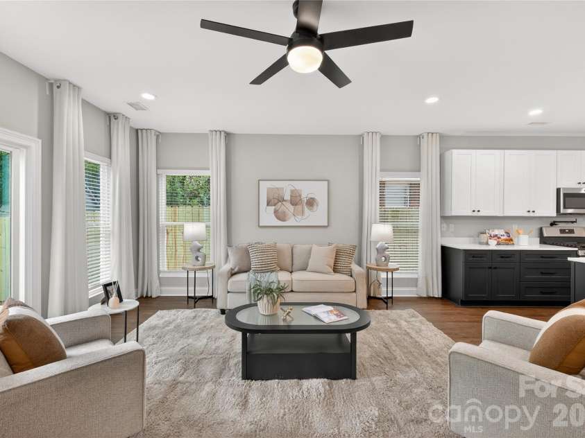 3219 Credenza Road, Charlotte, NC 28208.  MLS# CAR4363734, YatesRealty ID 13862. 