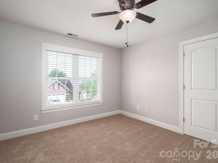 4012 Saint Andrews Court, Cramerton, NC 28032.  MLS# CAR4372411, YatesRealty ID 13864. 