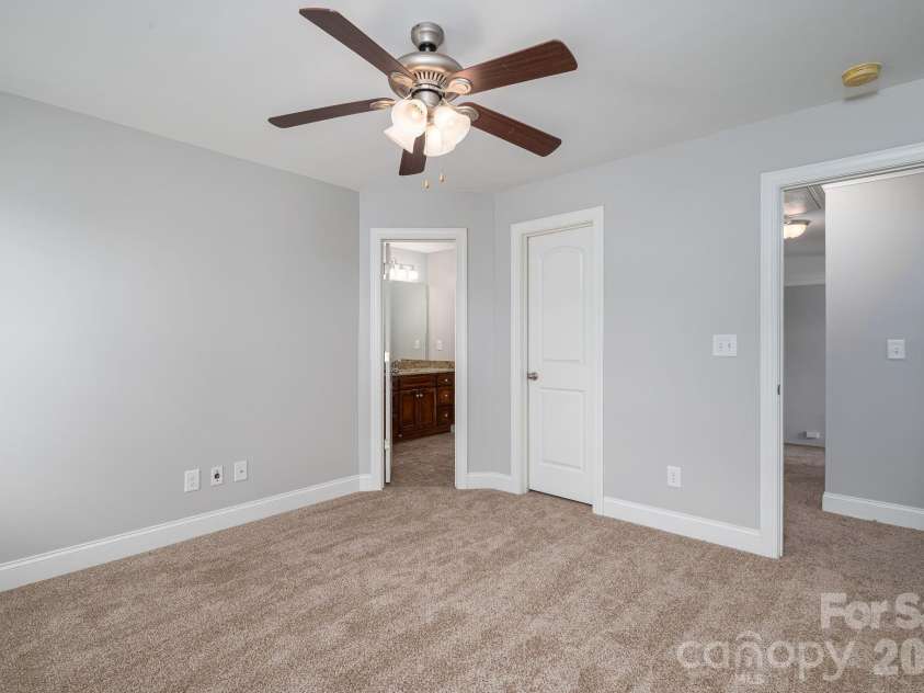 4012 Saint Andrews Court, Cramerton, NC 28032.  MLS# CAR4372411, YatesRealty ID 13864. 