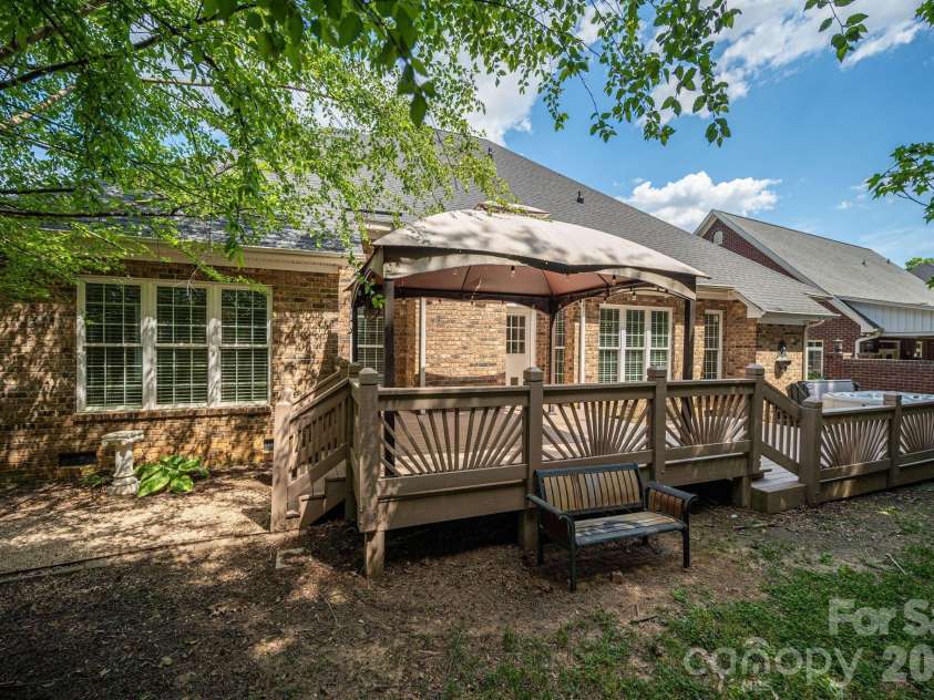 4012 Saint Andrews Court, Cramerton, NC 28032.  MLS# CAR4372411, YatesRealty ID 13864. 
