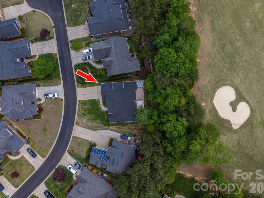4012 Saint Andrews Court, Cramerton, NC 28032.  MLS# CAR4372411, YatesRealty ID 13864. 
