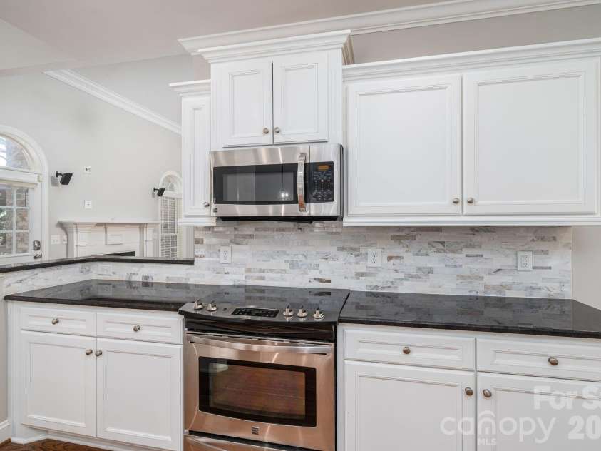 4012 Saint Andrews Court, Cramerton, NC 28032.  MLS# CAR4372411, YatesRealty ID 13864. 
