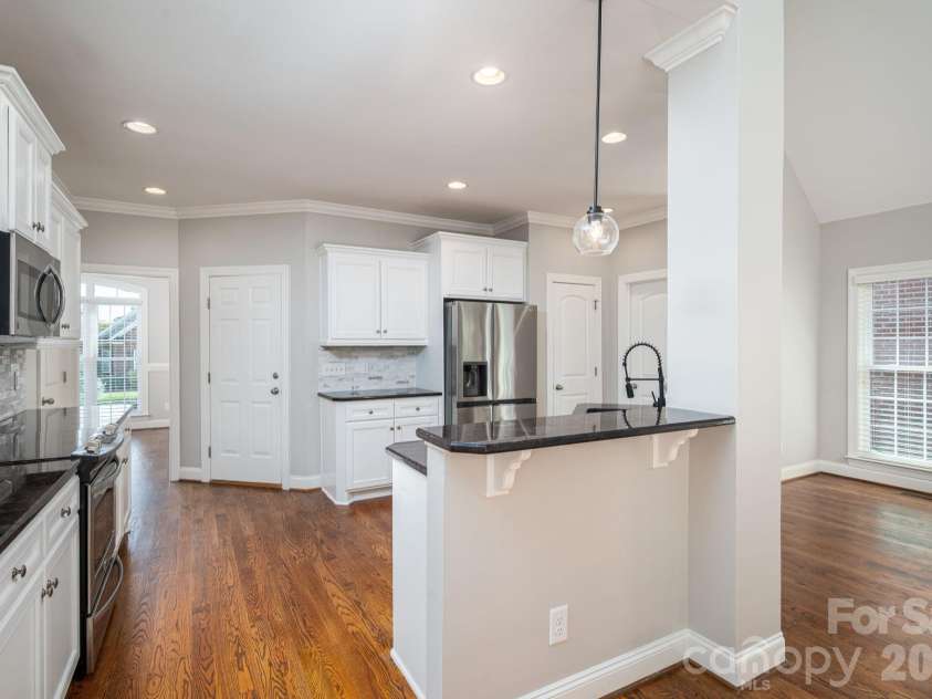 4012 Saint Andrews Court, Cramerton, NC 28032.  MLS# CAR4372411, YatesRealty ID 13864. 