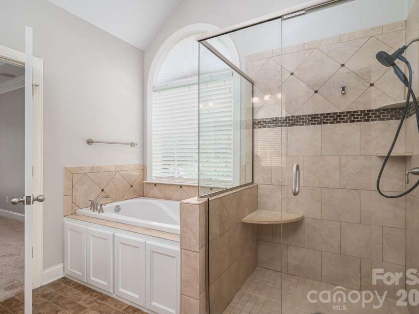 4012 Saint Andrews Court, Cramerton, NC 28032.  MLS# CAR4372411, YatesRealty ID 13864. 