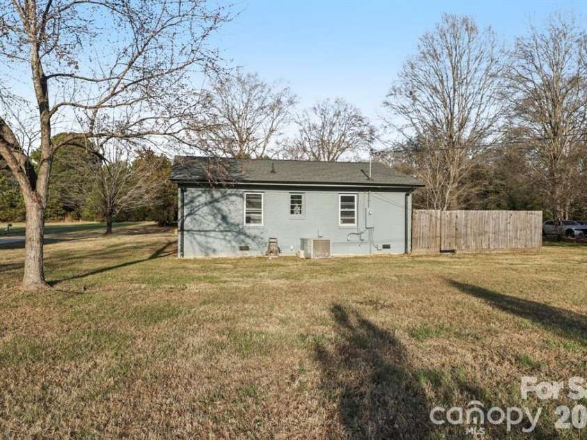 3207 Valleydale Road, Monroe, NC 28110.  MLS# CAR4371313, YatesRealty ID 13867. 