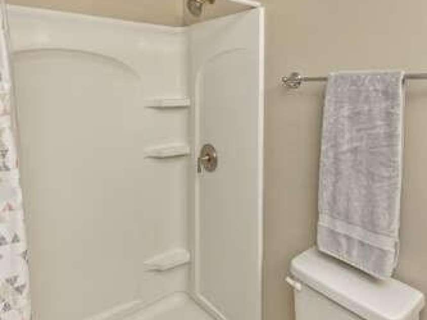 43 Sunny Meadows Boulevard, Arden, NC 28704.  MLS# CAR4249909, YatesRealty ID 13867. 