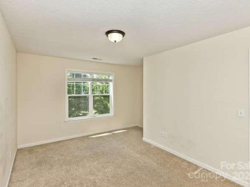 43 Sunny Meadows Boulevard, Arden, NC 28704.  MLS# CAR4249909, YatesRealty ID 13867. Bedroom 3