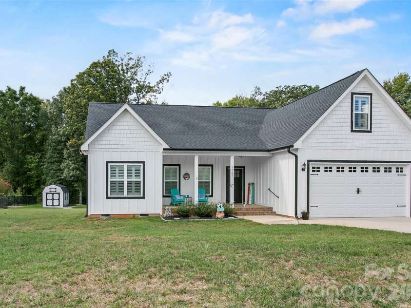 1205 Stonewyck Drive, Salisbury, NC 28146.  MLS# CAR4372604, YatesRealty ID 13868. 