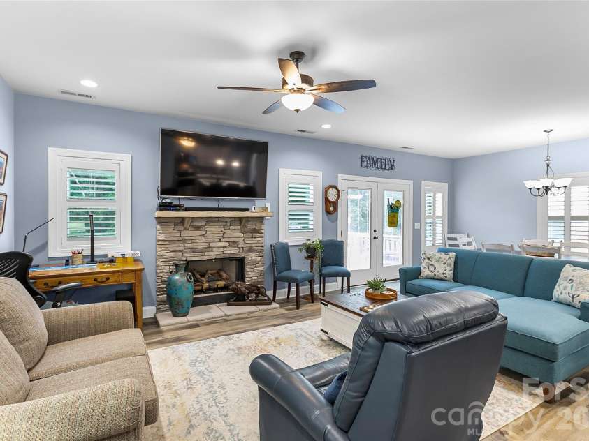 1205 Stonewyck Drive, Salisbury, NC 28146.  MLS# CAR4372604, YatesRealty ID 13868. 