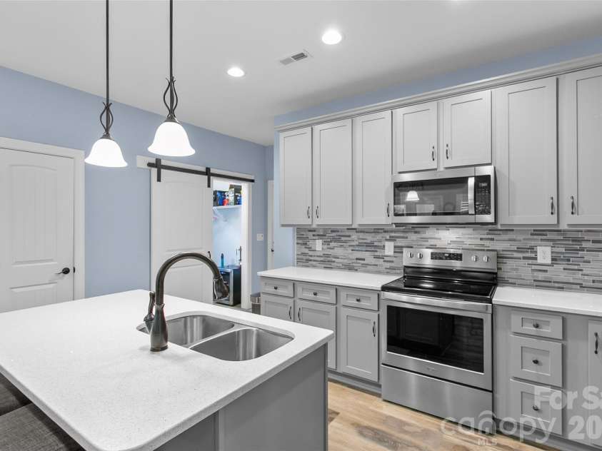 1205 Stonewyck Drive, Salisbury, NC 28146.  MLS# CAR4372604, YatesRealty ID 13868. 