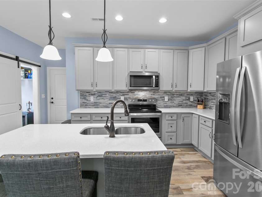 1205 Stonewyck Drive, Salisbury, NC 28146.  MLS# CAR4372604, YatesRealty ID 13868. 