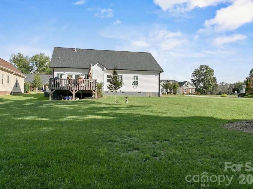 1205 Stonewyck Drive, Salisbury, NC 28146.  MLS# CAR4372604, YatesRealty ID 13868. 