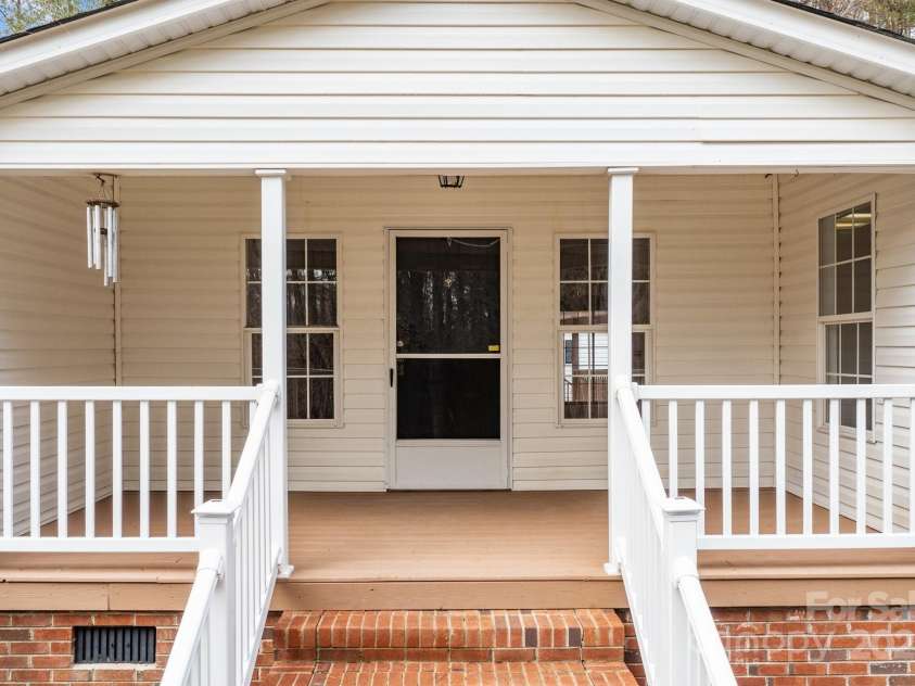 1370 Poole Road, Salisbury, NC 28146.  MLS# CAR4257725, YatesRealty ID 13868. 