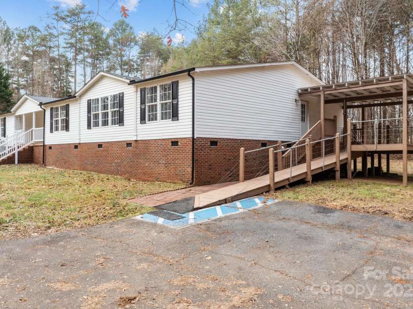 1370 Poole Road, Salisbury, NC 28146.  MLS# CAR4257725, YatesRealty ID 13868. 