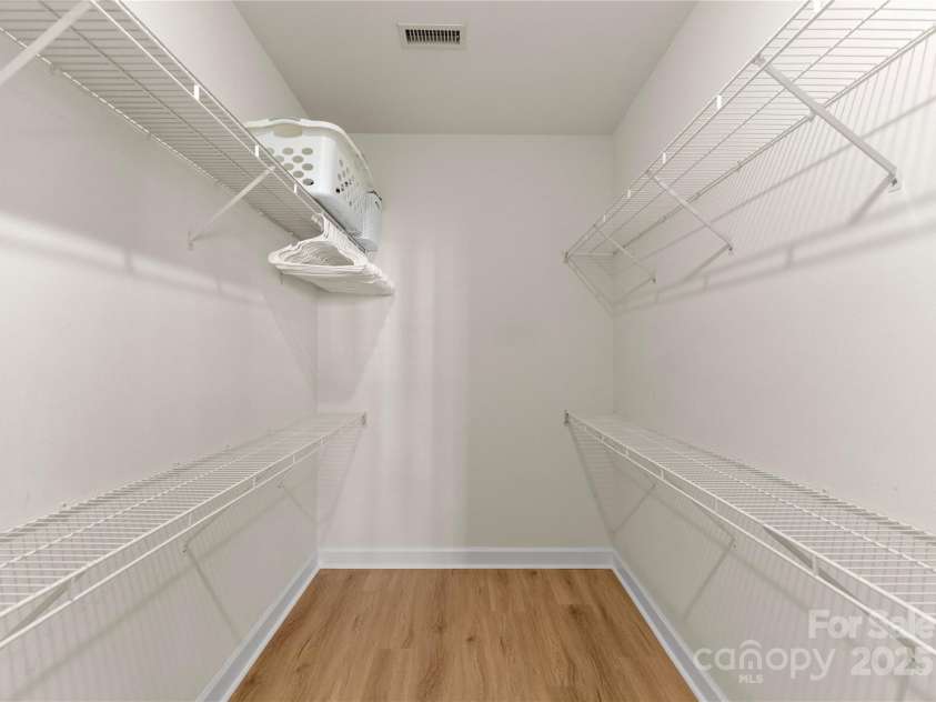 18409 Harborside Drive, Cornelius, NC 28031.  MLS# CAR4223654, YatesRealty ID 13869. 