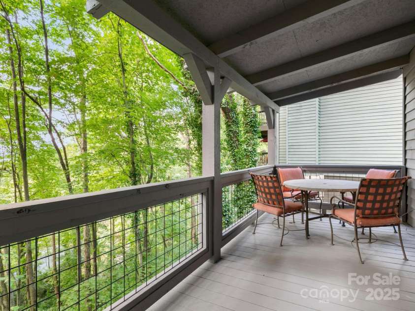 139 Kammerer Drive, Waynesville, NC 28785.  MLS# CAR4302164, YatesRealty ID 1387. Main level Covered Porch