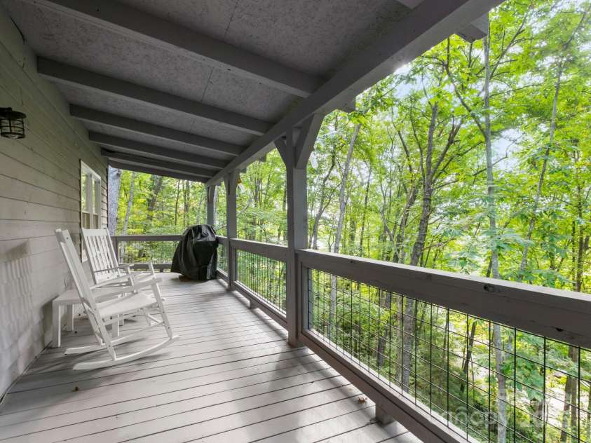 139 Kammerer Drive, Waynesville, NC 28785.  MLS# CAR4302164, YatesRealty ID 1387. Main Level Covered Porch 