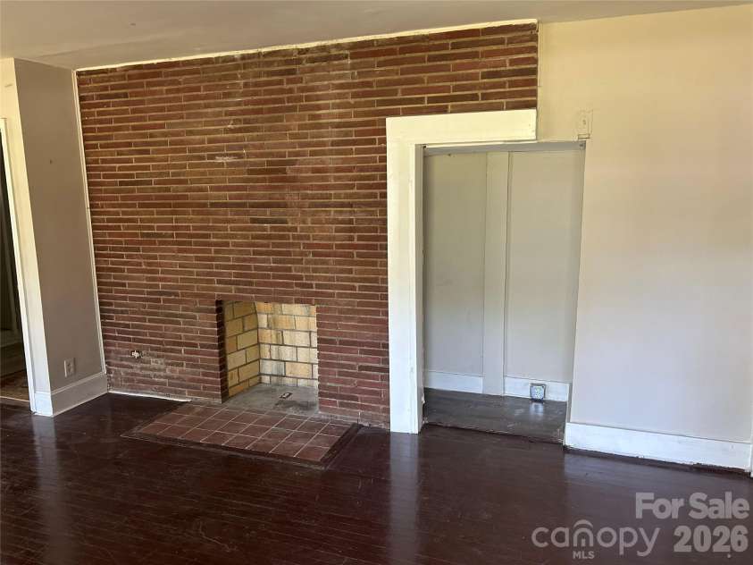 312 Davis Park Road, Gastonia, NC 28052.  MLS# CAR4372460, YatesRealty ID 13870. 