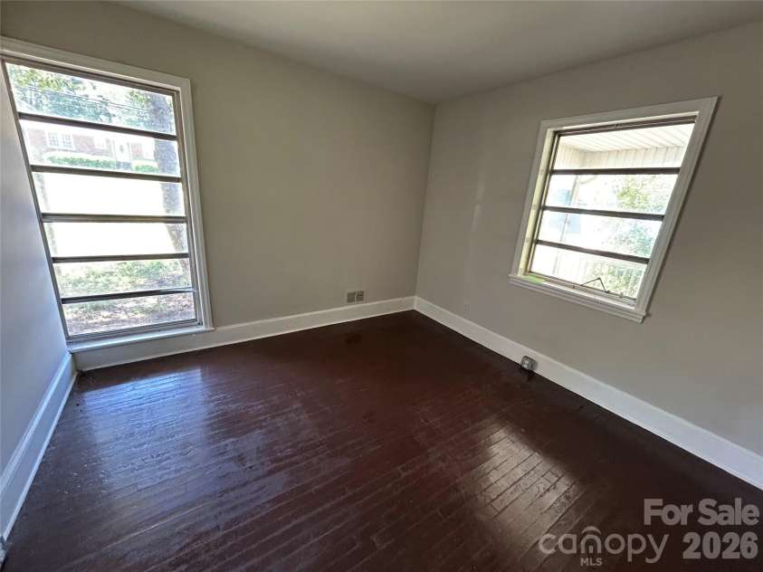 312 Davis Park Road, Gastonia, NC 28052.  MLS# CAR4372460, YatesRealty ID 13870. 