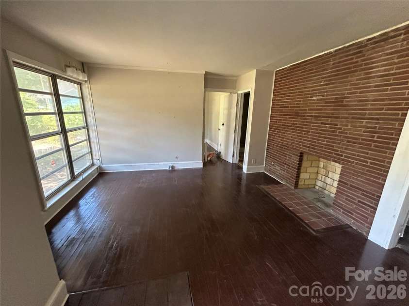 312 Davis Park Road, Gastonia, NC 28052.  MLS# CAR4372460, YatesRealty ID 13870. 