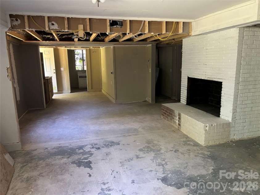 312 Davis Park Road, Gastonia, NC 28052.  MLS# CAR4372460, YatesRealty ID 13870. 