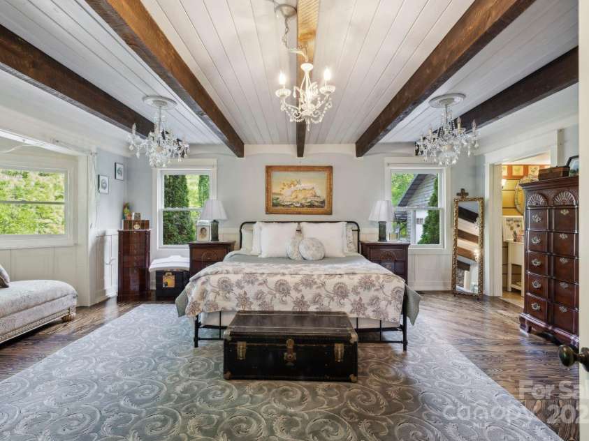 214 Hubert Mccall Road, Balsam Grove, NC 28708.  MLS# CAR4256871, YatesRealty ID 13872. Main Level Primary Bedroom