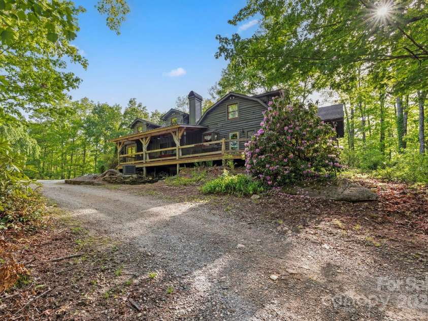 214 Hubert Mccall Road, Balsam Grove, NC 28708.  MLS# CAR4256871, YatesRealty ID 13872. Mountaintop Setting