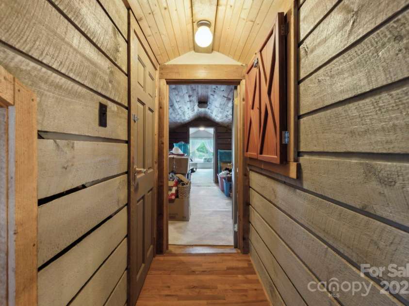 214 Hubert Mccall Road, Balsam Grove, NC 28708.  MLS# CAR4256871, YatesRealty ID 13872. Upper Hallway