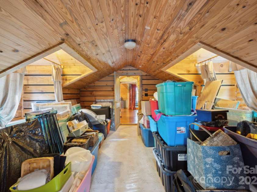 214 Hubert Mccall Road, Balsam Grove, NC 28708.  MLS# CAR4256871, YatesRealty ID 13872. Upper Storage Room/Office/Flex Space