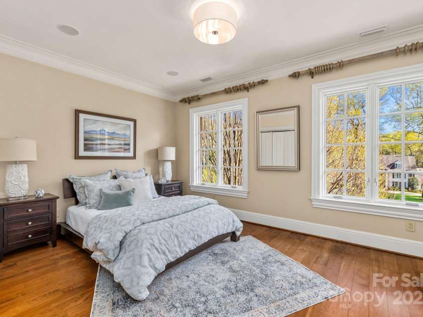 2725 Windsor Road, Winston Salem, NC 27104.  MLS# CAR4222418, YatesRealty ID 13874. 