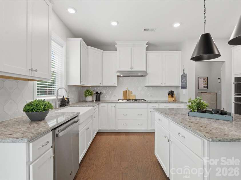 6012 Britannia Boulevard, Waxhaw, NC 28173.  MLS# CAR4371630, YatesRealty ID 13874. 