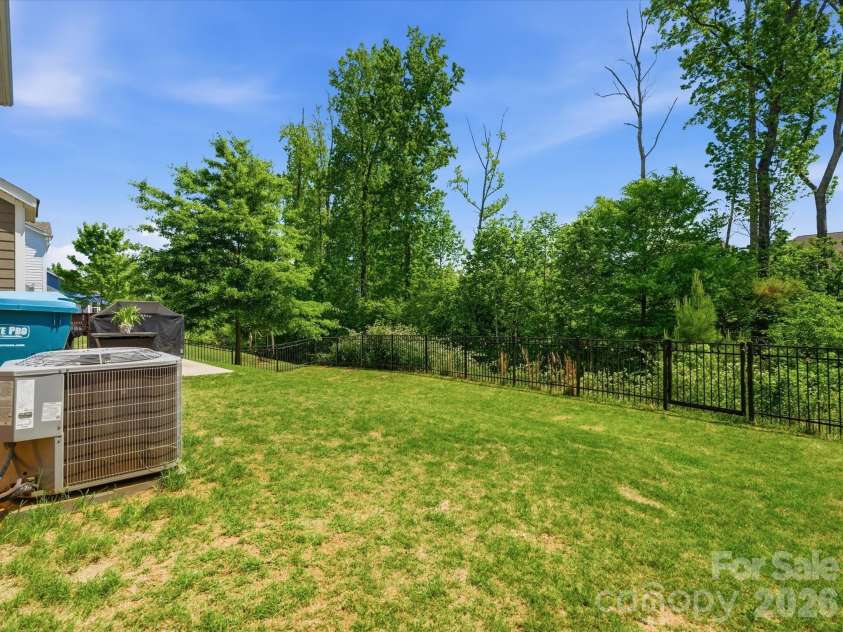6012 Britannia Boulevard, Waxhaw, NC 28173.  MLS# CAR4371630, YatesRealty ID 13874. 