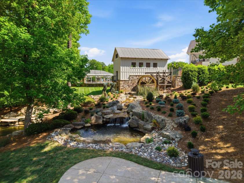6012 Britannia Boulevard, Waxhaw, NC 28173.  MLS# CAR4371630, YatesRealty ID 13874. 
