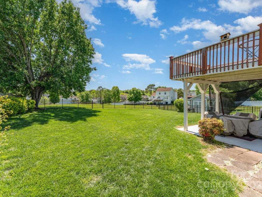 1076 Braxton Drive, Concord, NC 28025.  MLS# CAR4258837, YatesRealty ID 13881. 