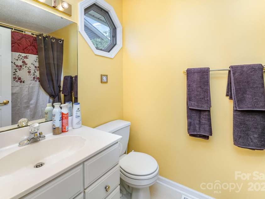 1076 Braxton Drive, Concord, NC 28025.  MLS# CAR4258837, YatesRealty ID 13881. Upper Level