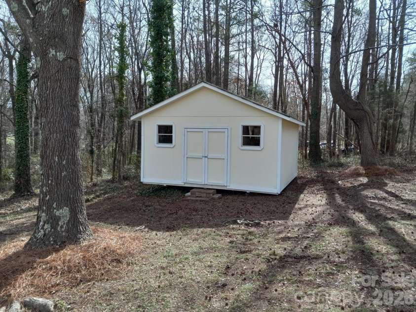 831 Unionville Indian Trail Road, Monroe, NC 28110.  MLS# CAR4372502, YatesRealty ID 13881. 